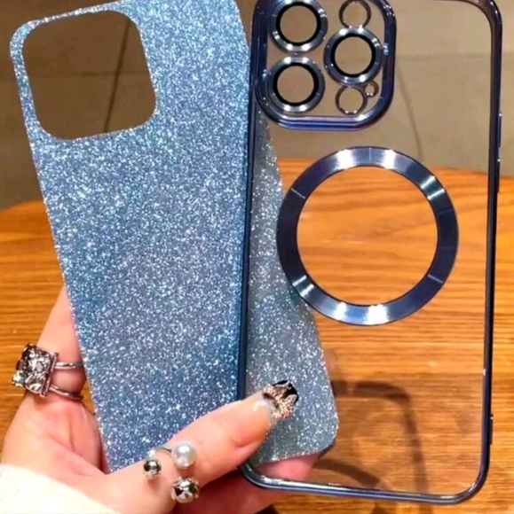 iPhone 13 Blue glitter case - Picture 3 of 3